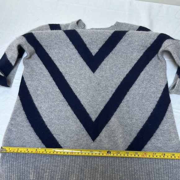 Neiman Markus cashmere Chevron knit  sweater tunic - Picture 7 of 7